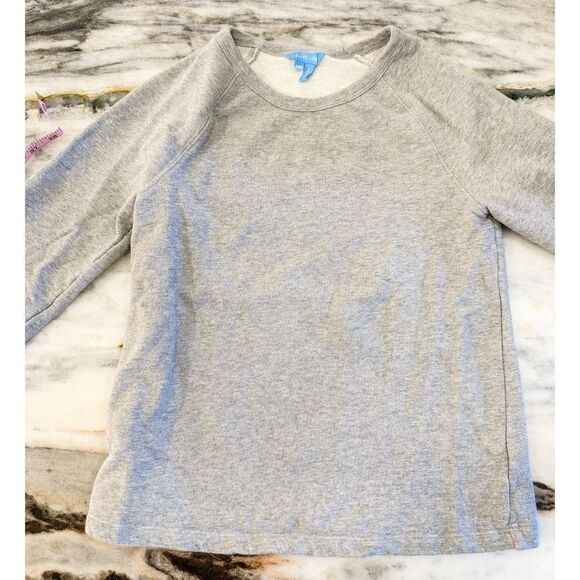 Draper James Cute Grey Sweatshirt 3/4 Sleeve XS with Tie Accent on Sleeve EUC - Picture 4 of 4